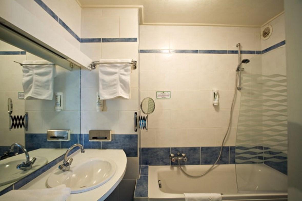 Hotel Restaurant Robichon Loray Екстер'єр фото