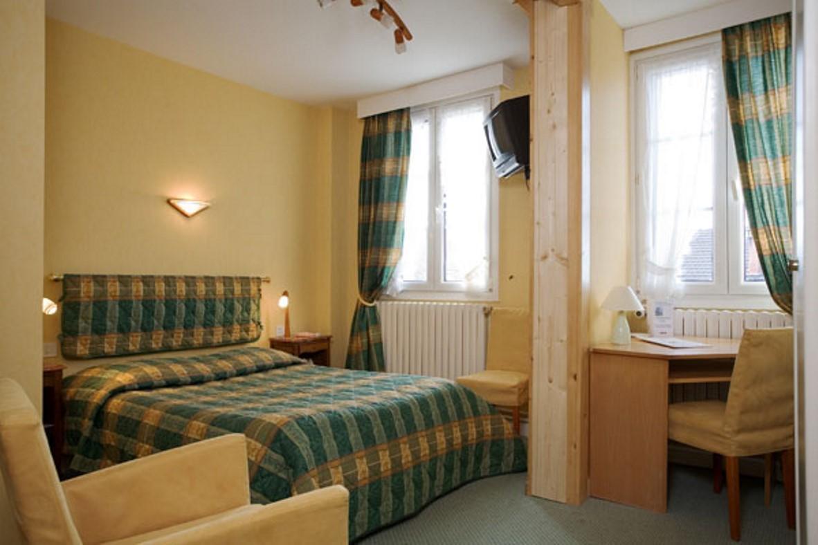 Hotel Restaurant Robichon Loray Екстер'єр фото