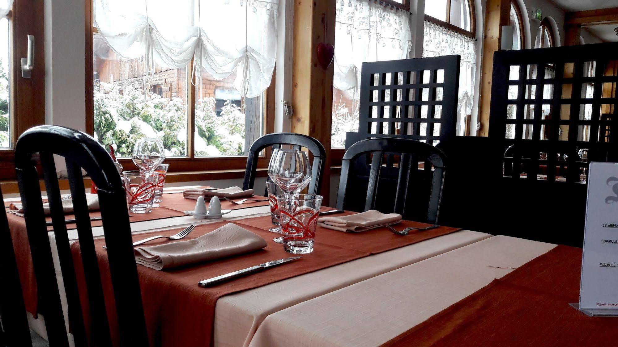 Hotel Restaurant Robichon Loray Екстер'єр фото