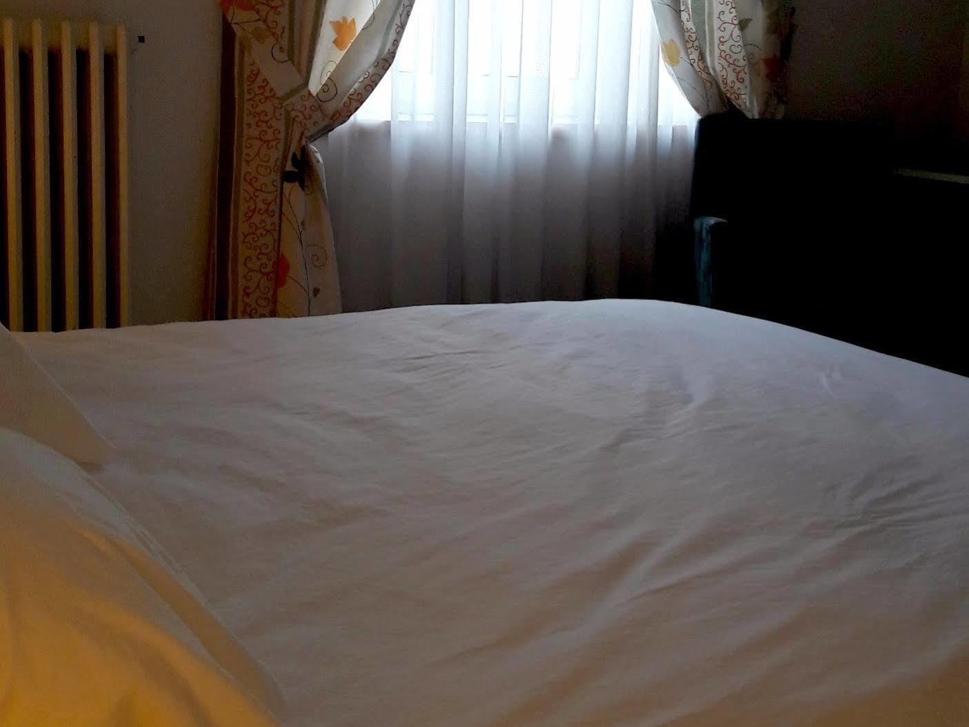 Hotel Restaurant Robichon Loray Екстер'єр фото